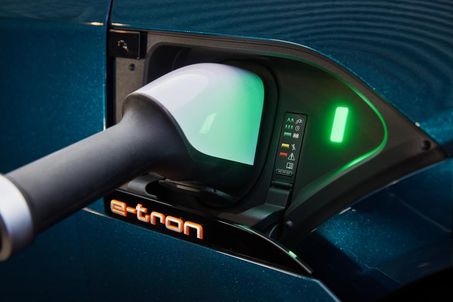 Детали экстерьера Audi e-tron 55 Quattro 2020 года  (AU) (фото 5 из 13)